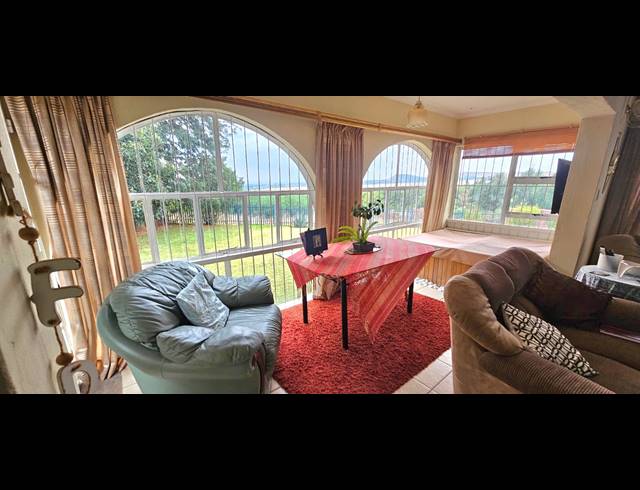 4 BEDROOM HOUSE FOR SALE IN HILLSHAVEN